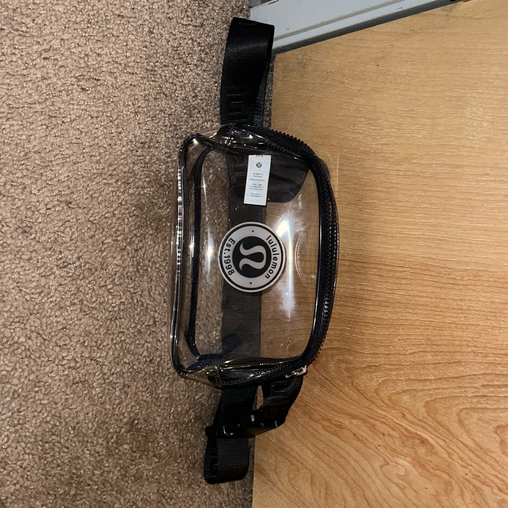 Lululemon belt bag